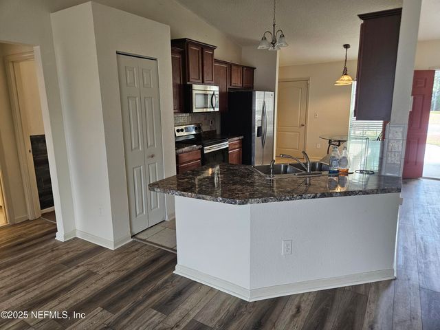 15379 BAREBACK Drive, Jacksonville, FL 32234