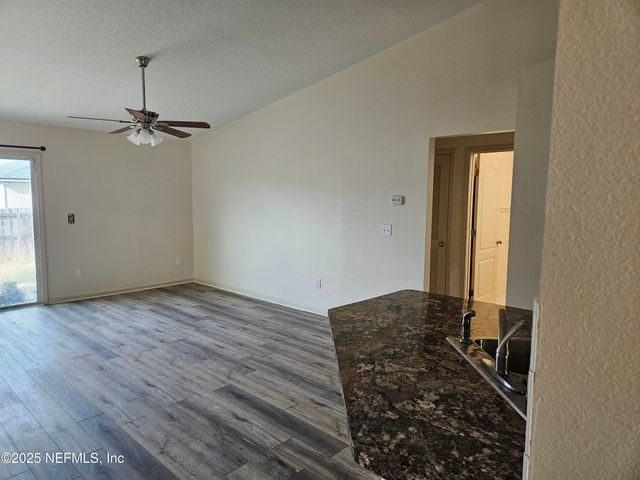 15379 BAREBACK Drive, Jacksonville, FL 32234