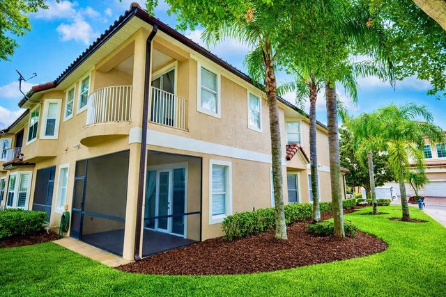8766 THE ESPLANADE 23, Orlando, FL 32836