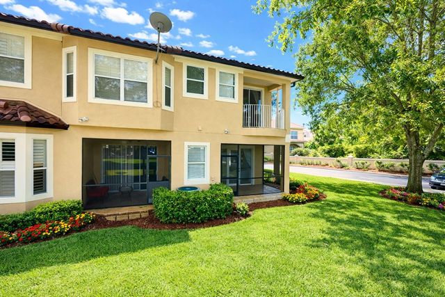 8766 THE ESPLANADE 23, Orlando, FL 32836