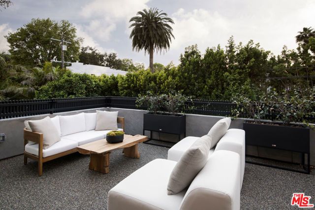 4165 Nagle Avenue, Sherman Oaks, CA 91423