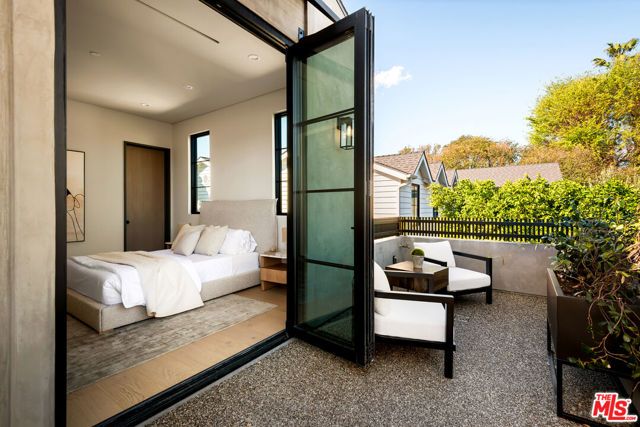 4165 Nagle Avenue, Sherman Oaks, CA 91423