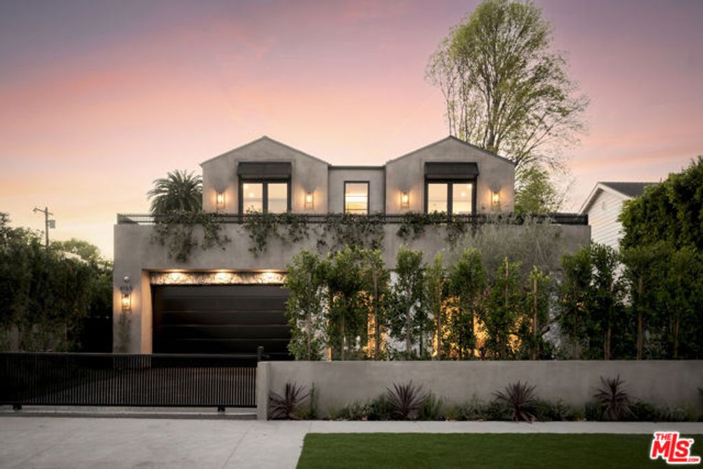 4165 Nagle Avenue, Sherman Oaks, CA 91423