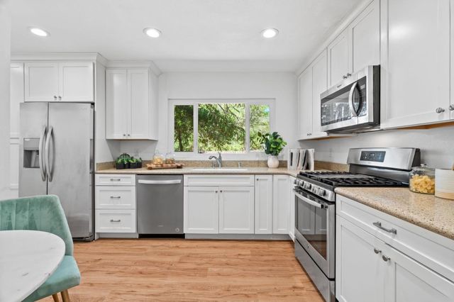 20141 Mendelsohn Lane, Saratoga, CA 95070