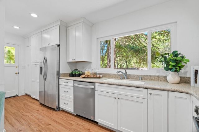 20141 Mendelsohn Lane, Saratoga, CA 95070