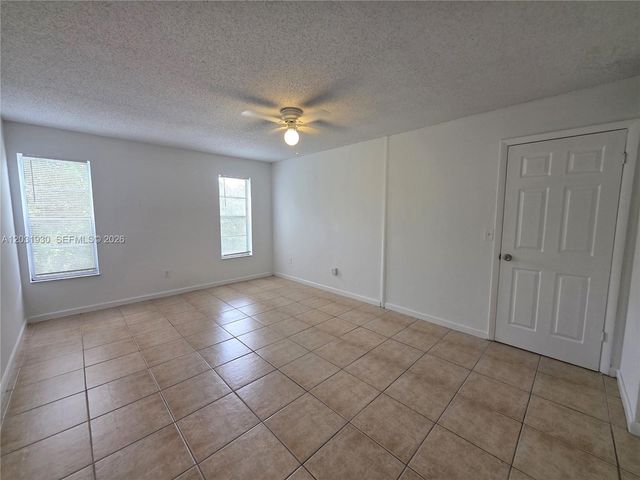 2800 NW 56th Ave E303, Lauderhill, FL 33313