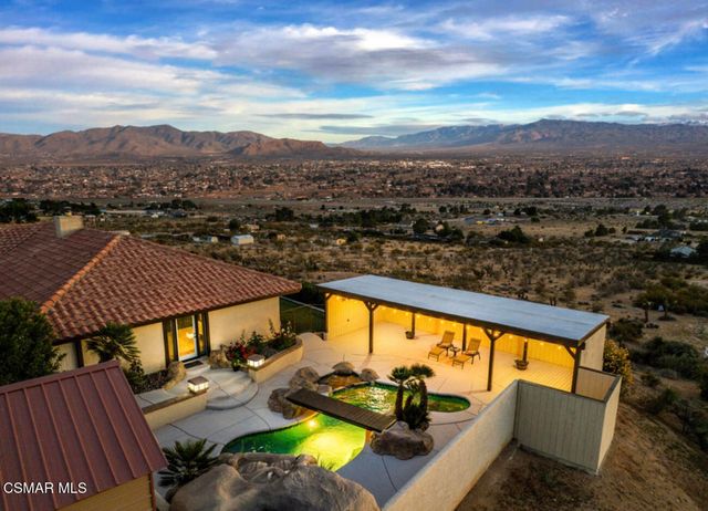 10464 Caribou Avenue, Apple Valley, CA 92308