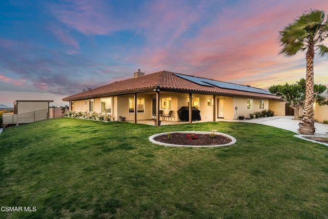 10464 Caribou Avenue, Apple Valley, CA 92308