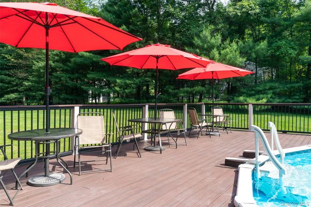 12 Oriole Drive, Woodstock, NY 12498