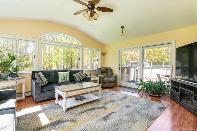 12 Oriole Drive, Woodstock, NY 12498