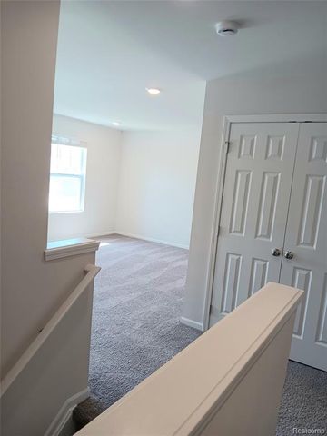48430 Shagbark Lane, Belleville, MI 48111