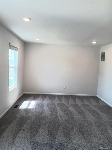 48430 Shagbark Lane, Belleville, MI 48111