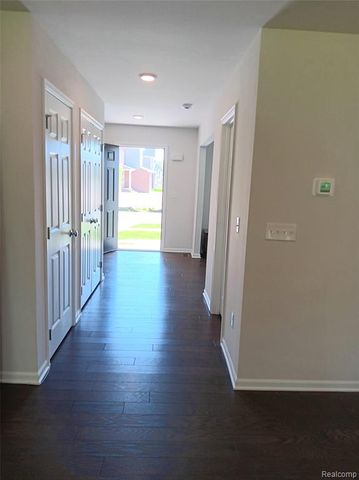 48430 Shagbark Lane, Belleville, MI 48111