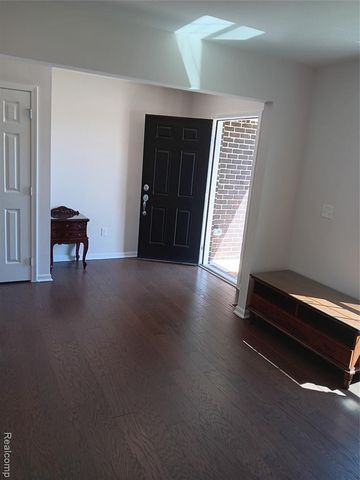 48430 Shagbark Lane, Belleville, MI 48111