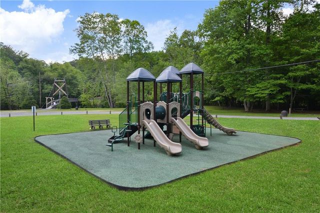 123 Pamela Court, Ellijay, GA 30540