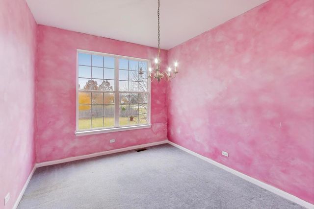 697 Providence Lane, Lindenhurst, IL 60046