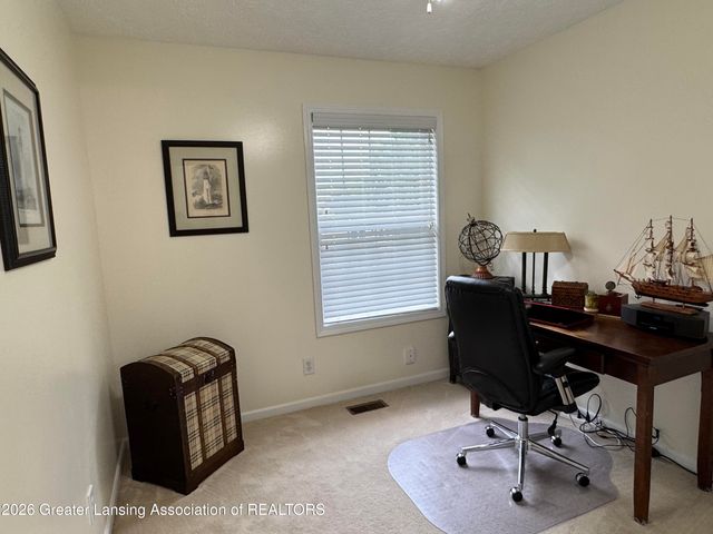 3923 Keller Road, Holt, MI 48842