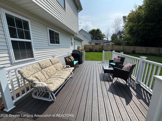 3923 Keller Road, Holt, MI 48842