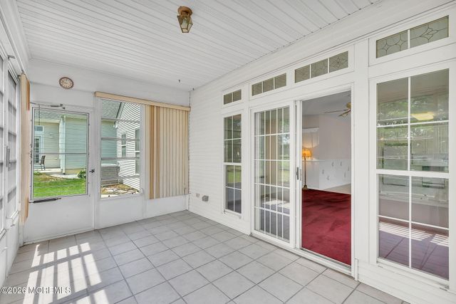 6 Greensprings Drive, Lakewood, NJ 08701