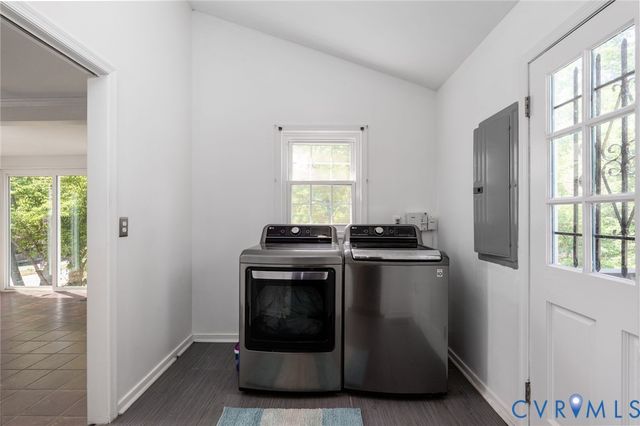 7712 Patterson Ave, Henrico, VA 23229