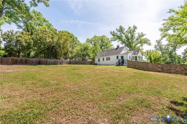7712 Patterson Ave, Henrico, VA 23229