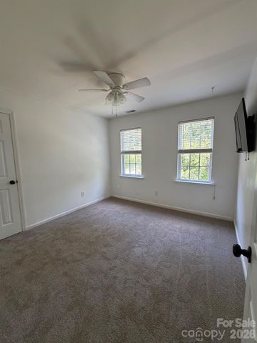 1525 Hawthorne Drive, Indian Trail, NC 28079