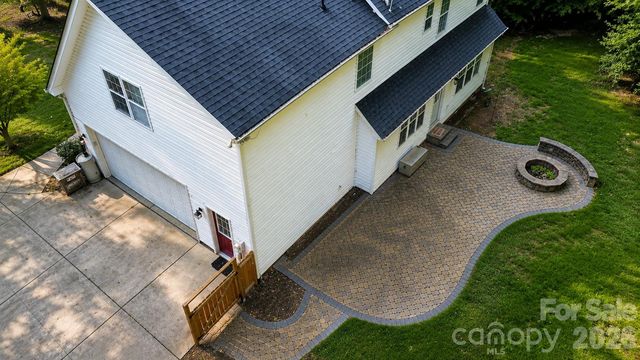 1525 Hawthorne Drive, Indian Trail, NC 28079