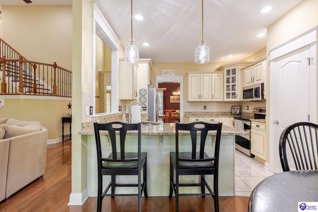 102 Karstwood Court, Elizabethtown, KY 42701