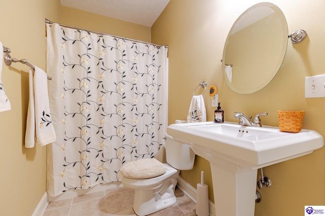 102 Karstwood Court, Elizabethtown, KY 42701
