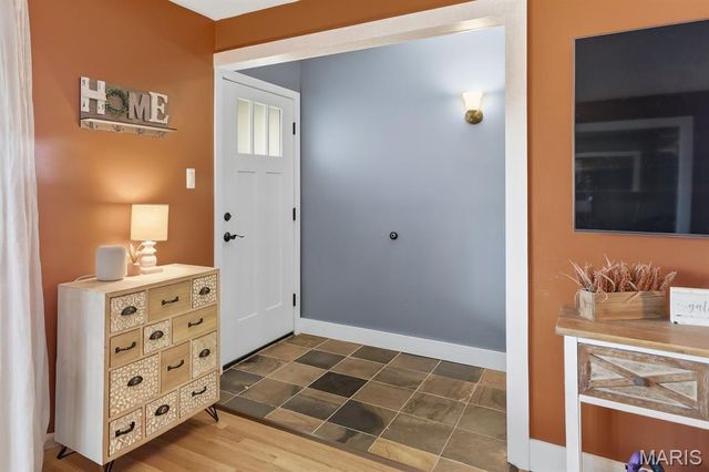 5354 Chatfield Drive, St Louis, MO 63129