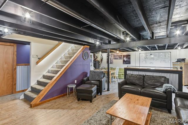 5354 Chatfield Drive, St Louis, MO 63129