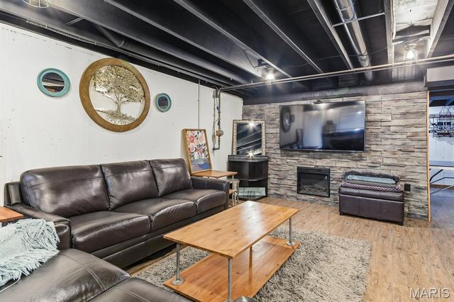 5354 Chatfield Drive, St Louis, MO 63129