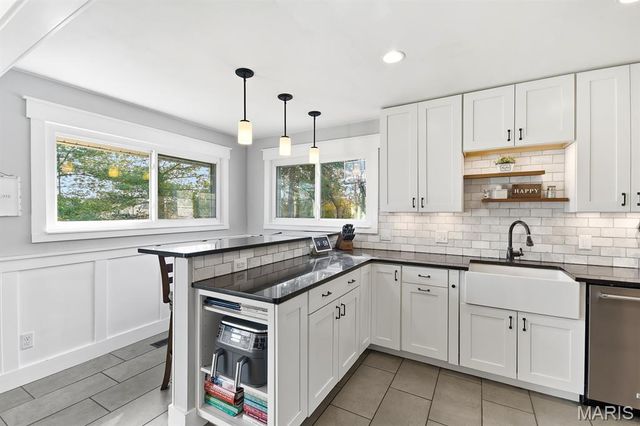 5354 Chatfield Drive, St Louis, MO 63129