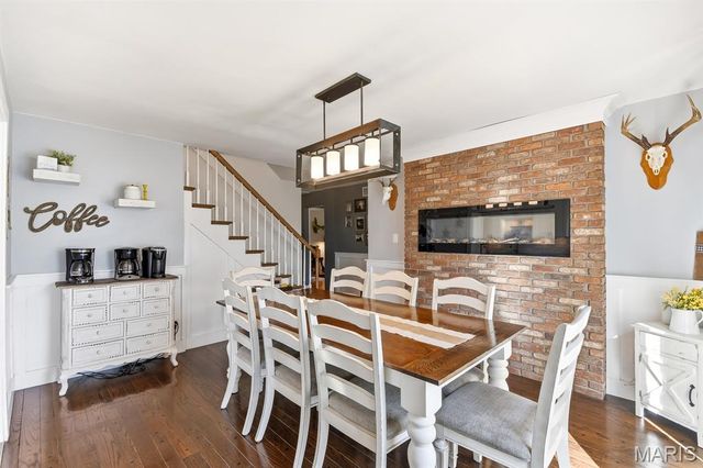 5354 Chatfield Drive, St Louis, MO 63129