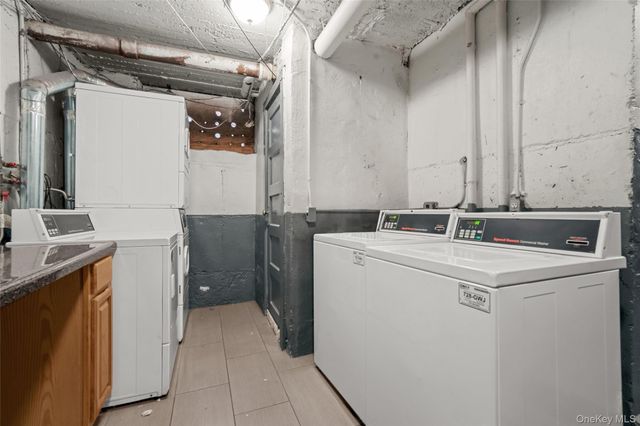 155-17 Sanford Avenue 2C, Flushing, NY 11355