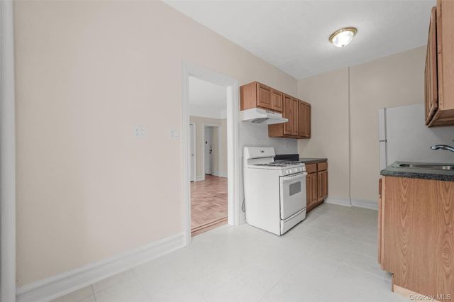 155-17 Sanford Avenue 2C, Flushing, NY 11355