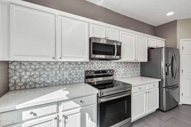 8939 N Country Cove Trail, Tucson, AZ 85742