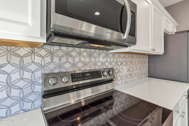 8939 N Country Cove Trail, Tucson, AZ 85742