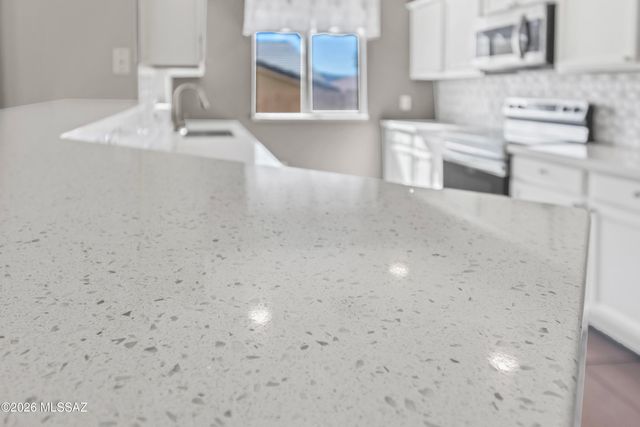 8939 N Country Cove Trail, Tucson, AZ 85742