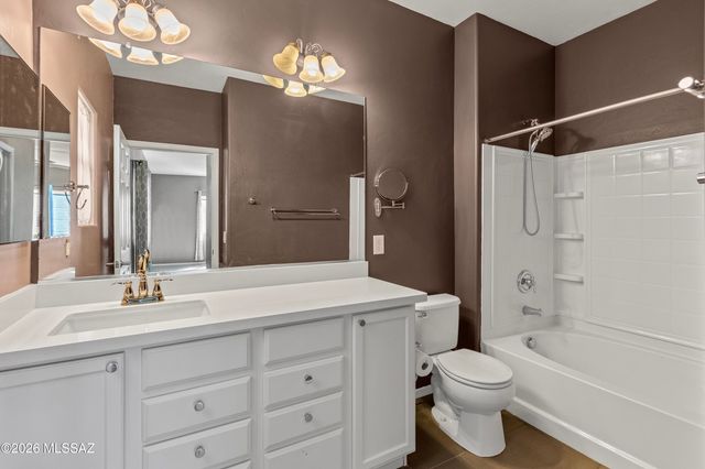 8939 N Country Cove Trail, Tucson, AZ 85742