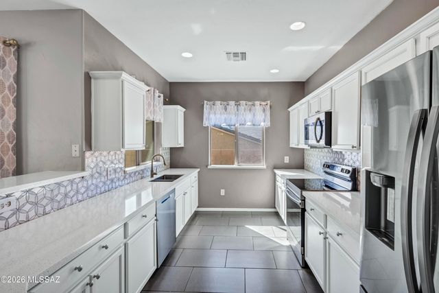 8939 N Country Cove Trail, Tucson, AZ 85742