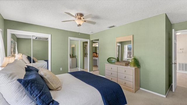 3613 57TH AVENUE DRIVE W 3613, Bradenton, FL 34210