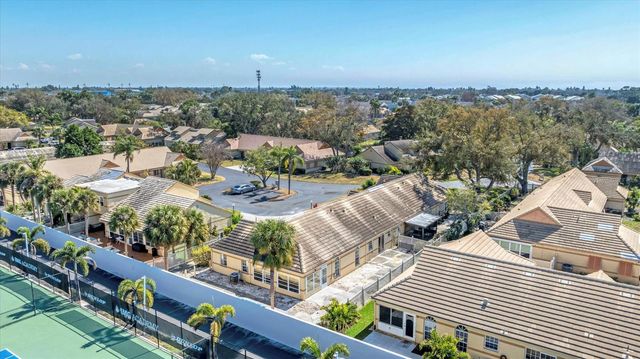 3613 57TH AVENUE DRIVE W 3613, Bradenton, FL 34210