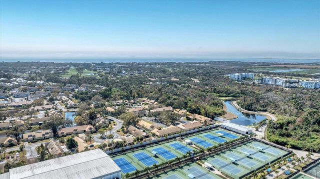 3613 57TH AVENUE DRIVE W 3613, Bradenton, FL 34210