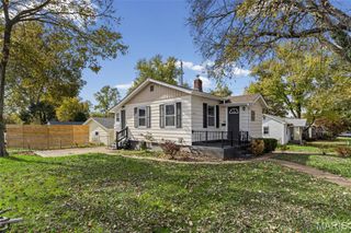 7114 Bancroft Avenue, St Louis, MO 63109