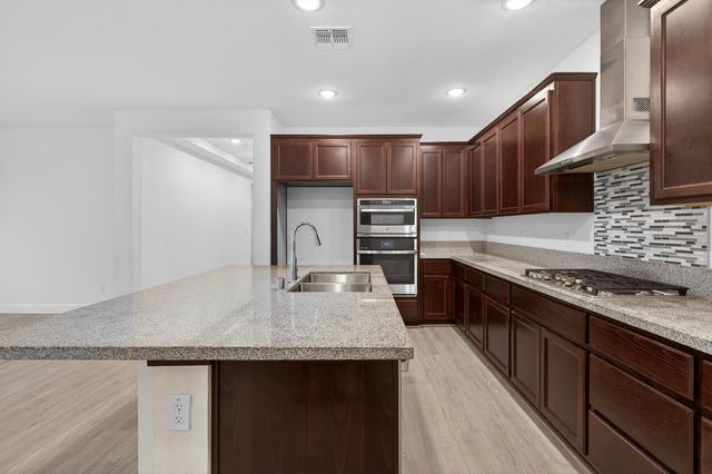 2340 Bellows Way, Lodi, CA 95242