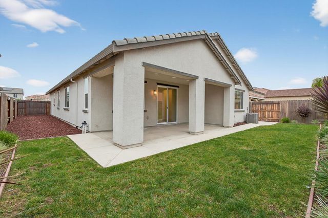 2340 Bellows Way, Lodi, CA 95242