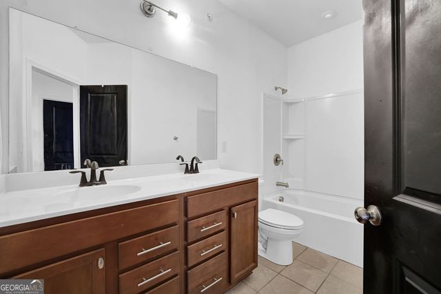 221 Ellis Lane, Woodstock, GA 30189
