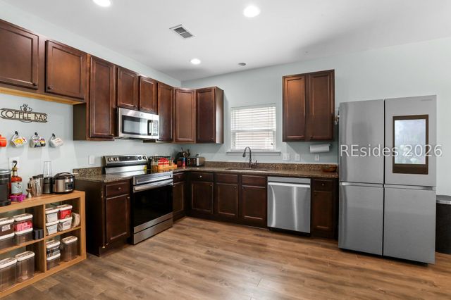 237 Turkey Oak Dr, Bluffton, SC 29910