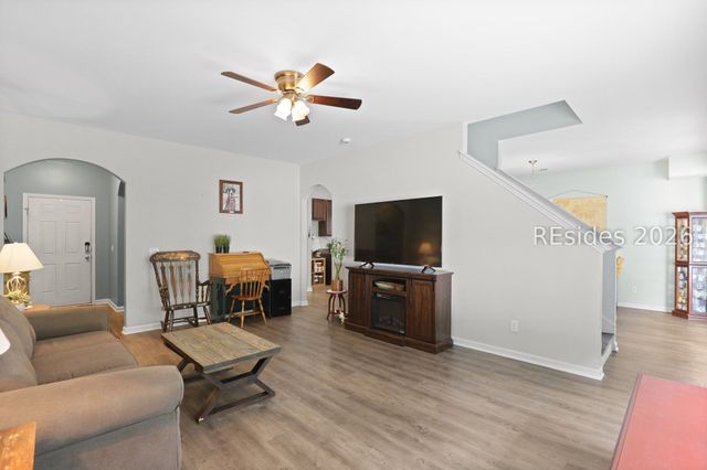 237 Turkey Oak Dr, Bluffton, SC 29910